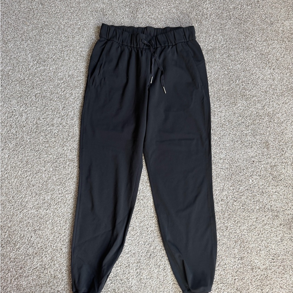 lululemon athletica Black jogger Pants